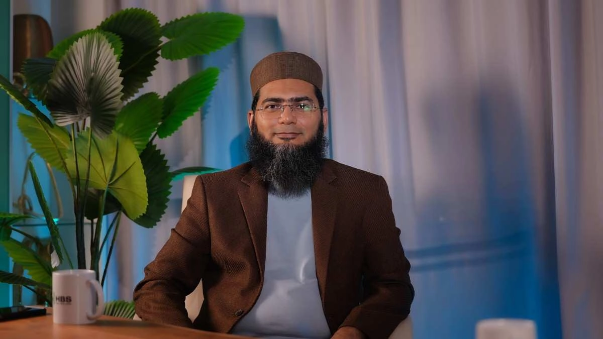 Dr Farrukh Habib